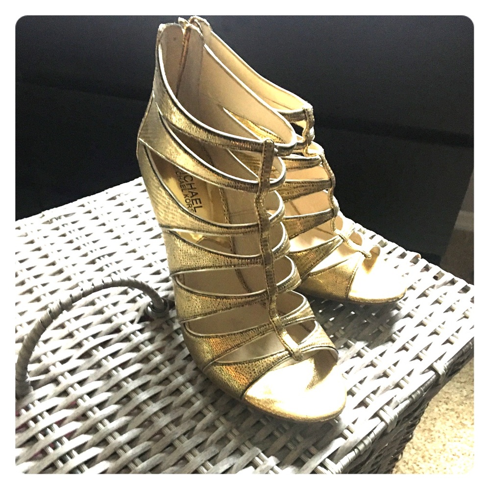 Gently Used Michael Kors Gold Heels Size 9